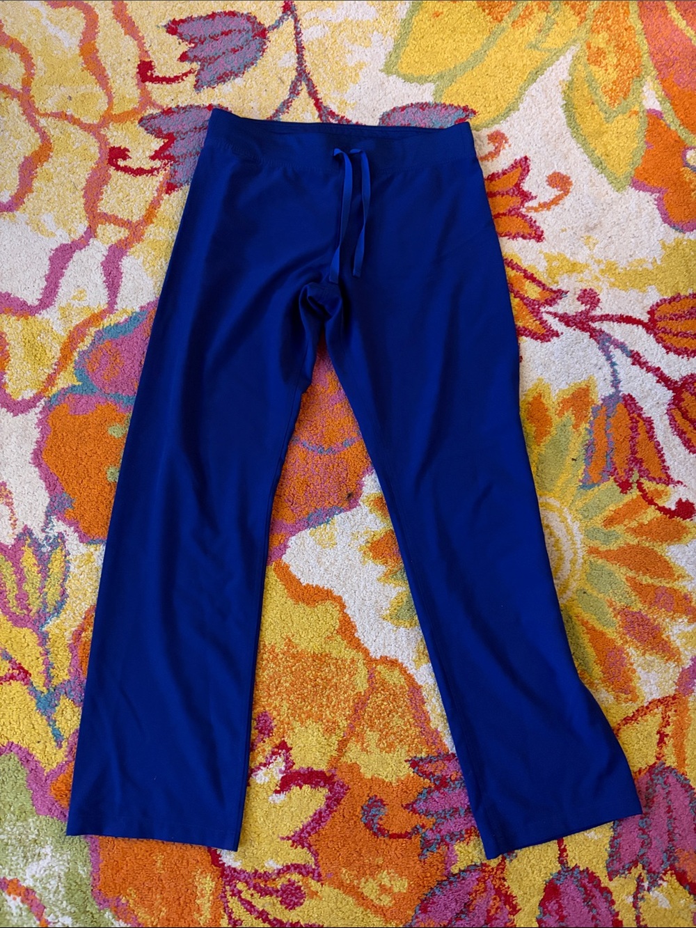 FIGS WOMENS MEDIUM TALL ROYAL BLUE LIVINGSTON SCRUB PANTS - Picture 2 of 5
